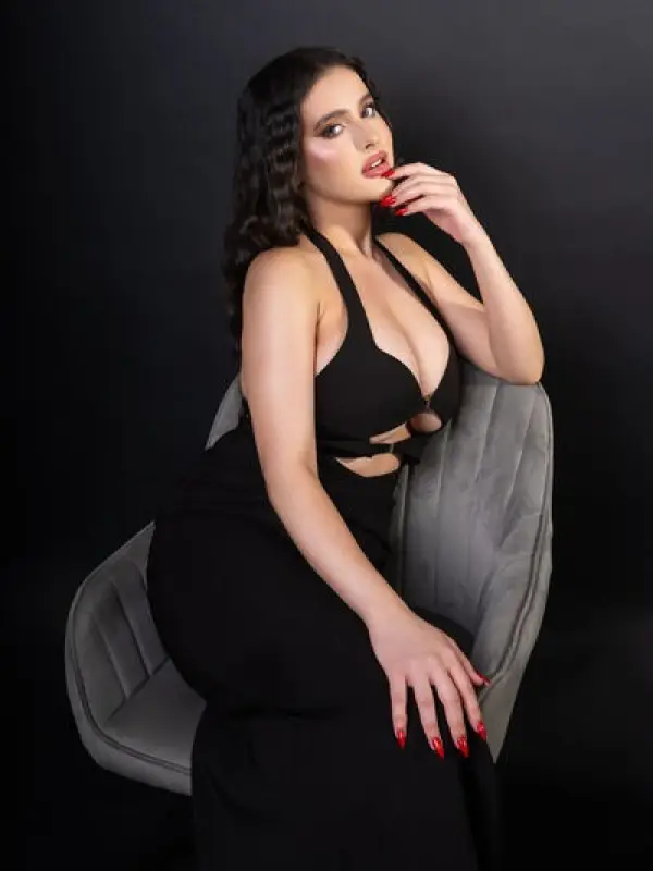 Anita Female companion in Agra